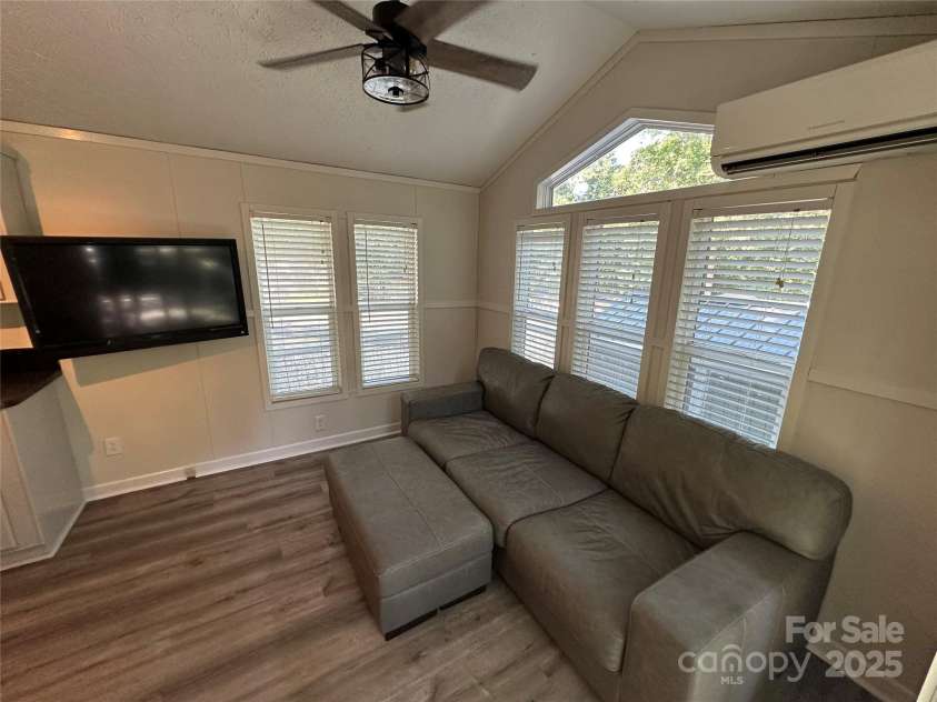 114 Meadowview Circle, New London, NC 28127.  MLS# CAR4284705, YatesRealty ID 3974. 