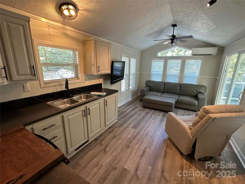 114 Meadowview Circle, New London, NC 28127.  MLS# CAR4284705, YatesRealty ID 3974. 