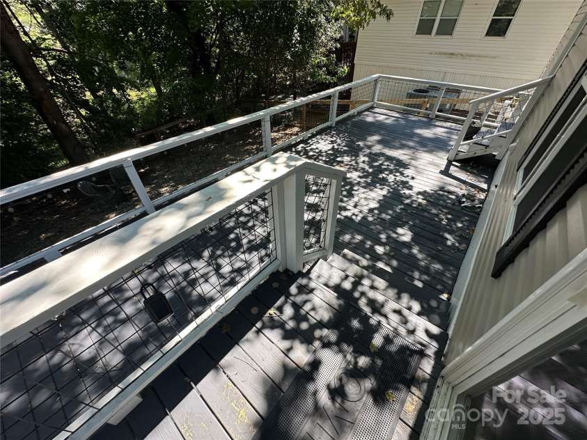 114 Meadowview Circle, New London, NC 28127.  MLS# CAR4284705, YatesRealty ID 3974. 