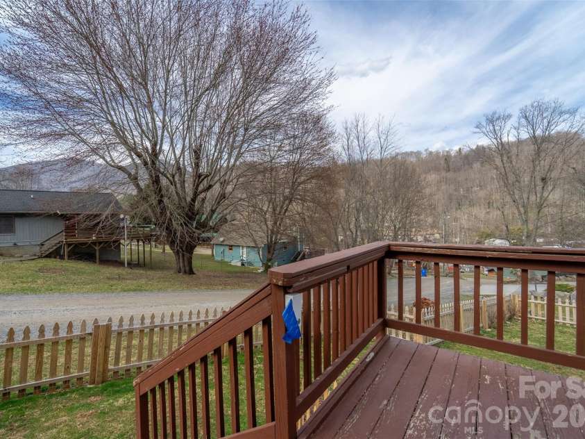 57 Melody Lane, Maggie Valley, NC 28751.  MLS# CAR4357455, YatesRealty ID 3974. 