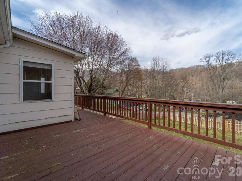 57 Melody Lane, Maggie Valley, NC 28751.  MLS# CAR4357455, YatesRealty ID 3974. 