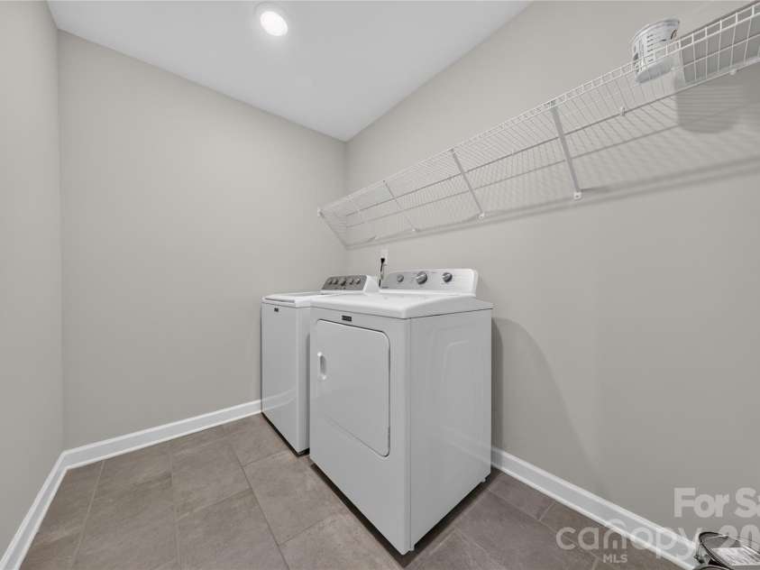 13222 Kenworth Road, Charlotte, NC 28278.  MLS# CAR4407119, YatesRealty ID 39740. Laundry Room