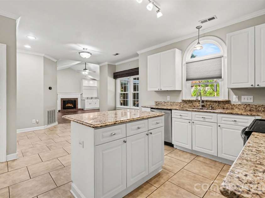 4112 Deerfield Drive, Concord, NC 28027.  MLS# CAR4406358, YatesRealty ID 39741. 