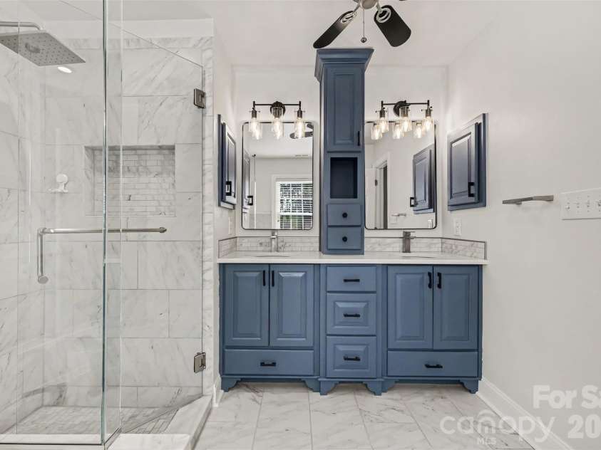 4112 Deerfield Drive, Concord, NC 28027.  MLS# CAR4406358, YatesRealty ID 39741. 