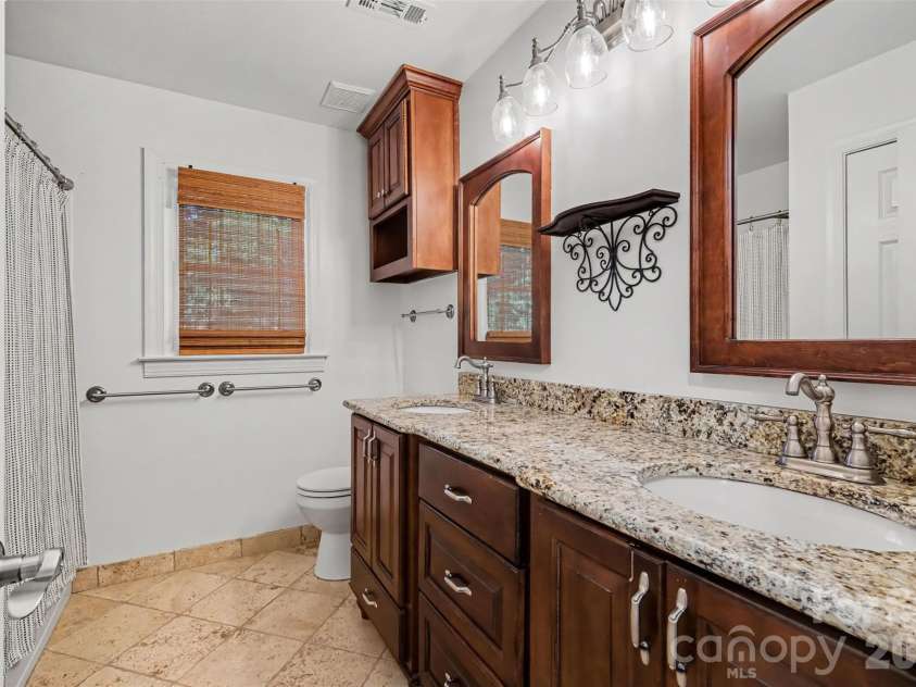 4112 Deerfield Drive, Concord, NC 28027.  MLS# CAR4406358, YatesRealty ID 39741. 