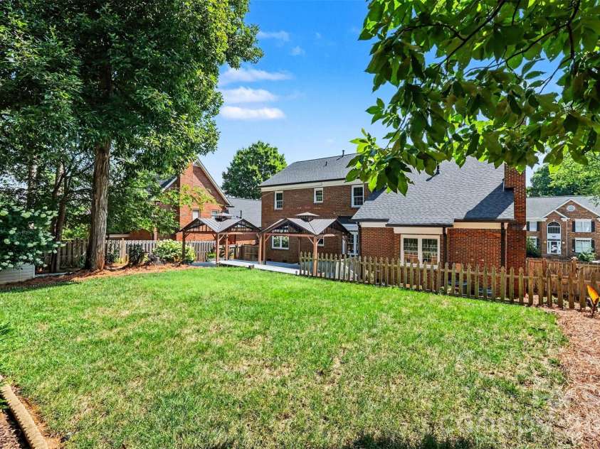 4112 Deerfield Drive, Concord, NC 28027.  MLS# CAR4406358, YatesRealty ID 39741. 