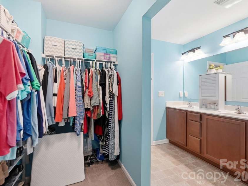 513 Sansberry Drive, York, SC 29745.  MLS# CAR4407150, YatesRealty ID 39742. 