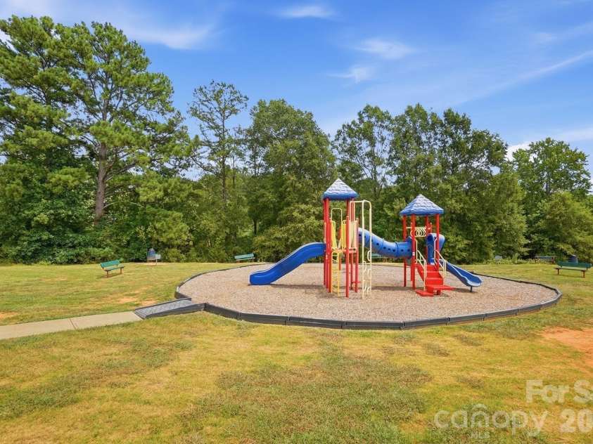 513 Sansberry Drive, York, SC 29745.  MLS# CAR4407150, YatesRealty ID 39742. 