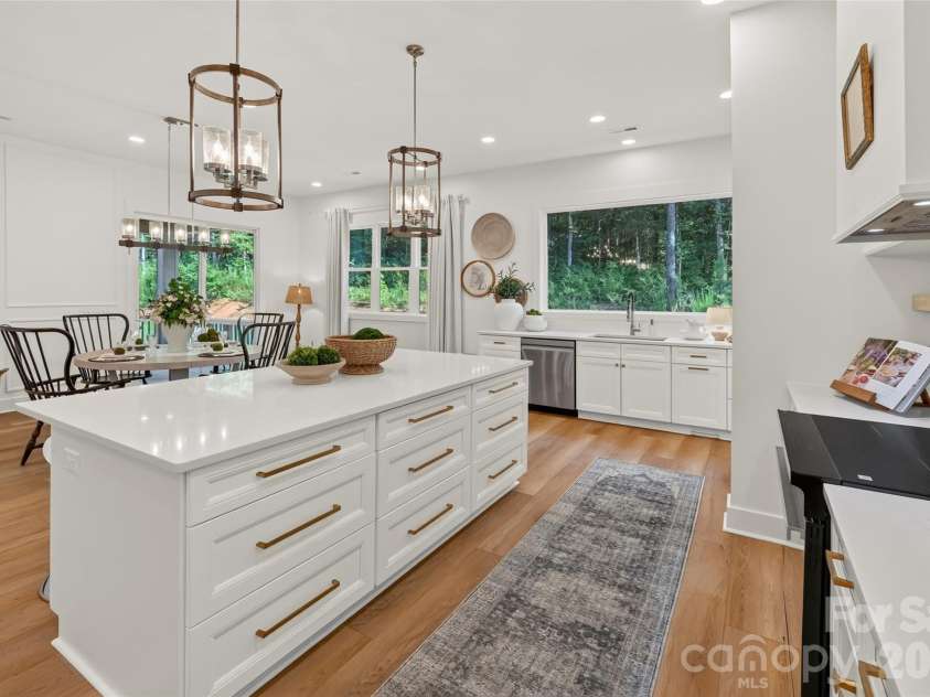 9401 Deer Run Road, Waxhaw, NC 28173.  MLS# CAR4407463, YatesRealty ID 39743. 