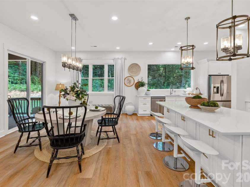 9401 Deer Run Road, Waxhaw, NC 28173.  MLS# CAR4407463, YatesRealty ID 39743. 