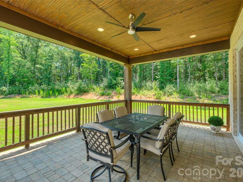 9401 Deer Run Road, Waxhaw, NC 28173.  MLS# CAR4407463, YatesRealty ID 39743. 