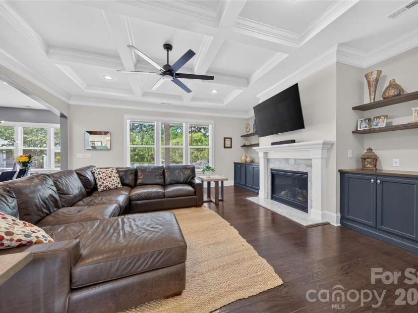 5110 Harwich Circle, Matthews, NC 28104.  MLS# CAR4406982, YatesRealty ID 39744. 