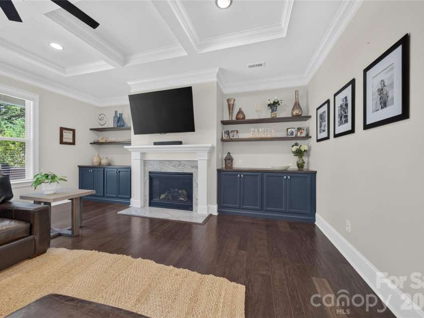 5110 Harwich Circle, Matthews, NC 28104.  MLS# CAR4406982, YatesRealty ID 39744. 