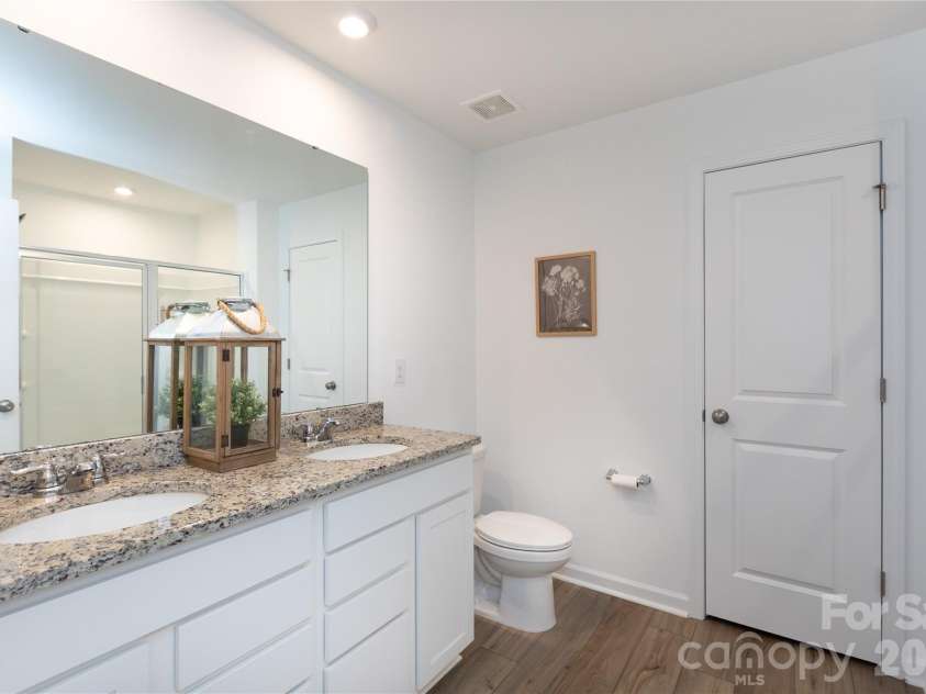 507 Good Hope Road, Concord, NC 28025.  MLS# CAR4407350, YatesRealty ID 39745. En-suite Primary Bath