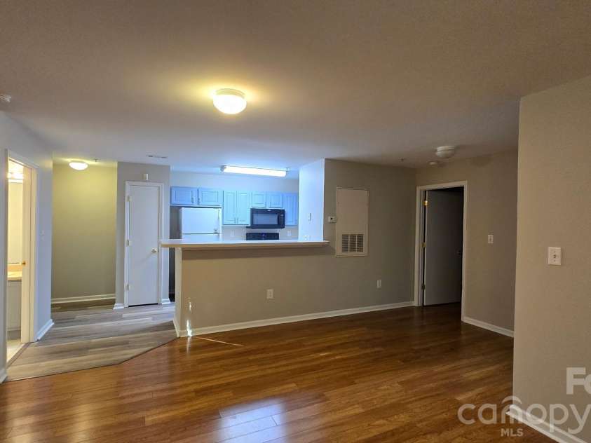 9811 Campus Walk Lane, Charlotte, NC 28262.  MLS# CAR4407436, YatesRealty ID 39747. 