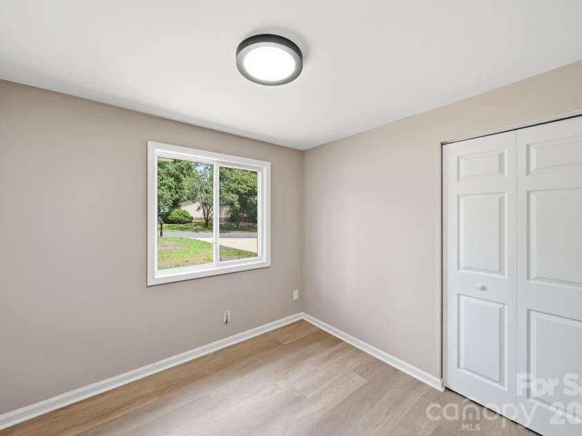 8114 Holly Hill Road, Charlotte, NC 28227.  MLS# CAR4407427, YatesRealty ID 39748. Third Bedroom