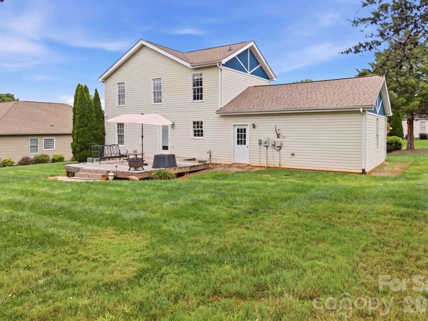 63 Frost Lane, Taylorsville, NC 28681.  MLS# CAR4407455, YatesRealty ID 39749. 