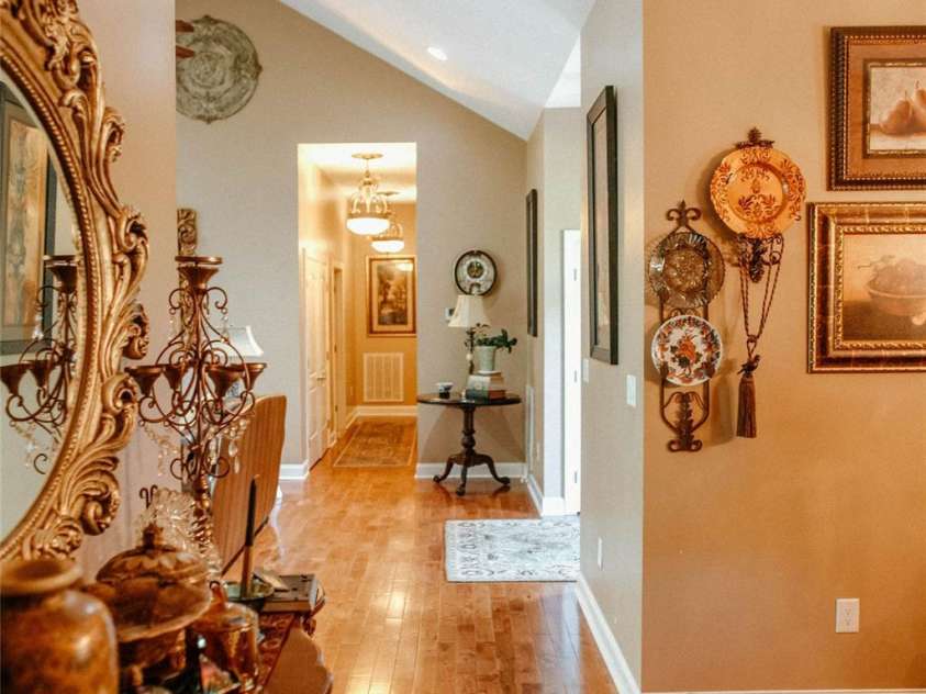 4642 King Crowder Drive, Gastonia, NC 28052.  MLS# CAR4147869, YatesRealty ID 3975. 