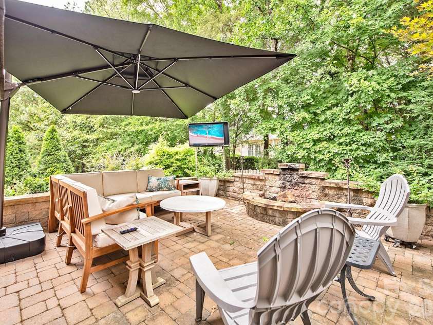 10912 Owl Nest Lane, Charlotte, NC 28277.  MLS# CAR4406818, YatesRealty ID 39751. 