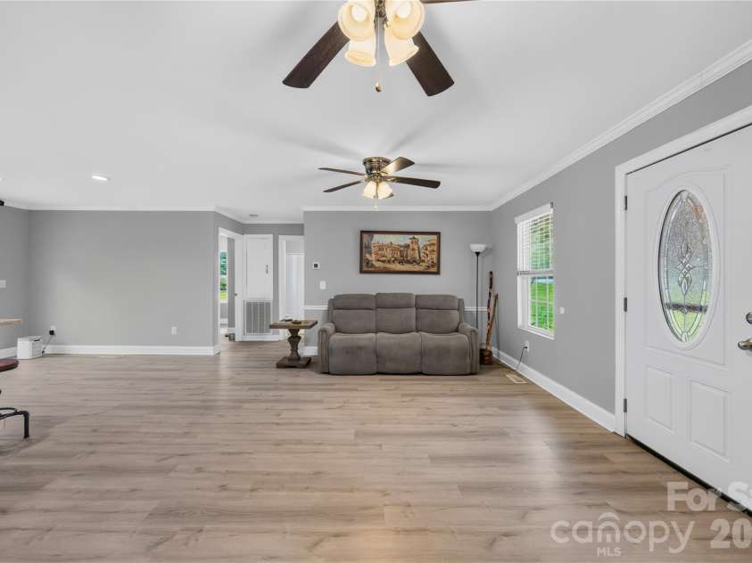 1029 Alexis High Shoals Road, Dallas, NC 28034.  MLS# CAR4407292, YatesRealty ID 39752. 