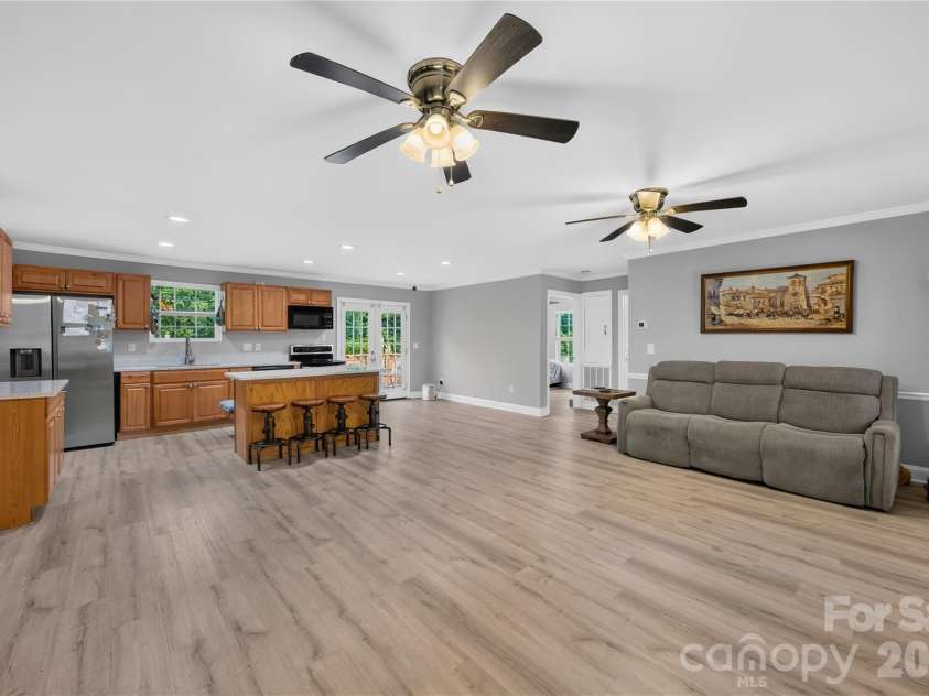 1029 Alexis High Shoals Road, Dallas, NC 28034.  MLS# CAR4407292, YatesRealty ID 39752. 