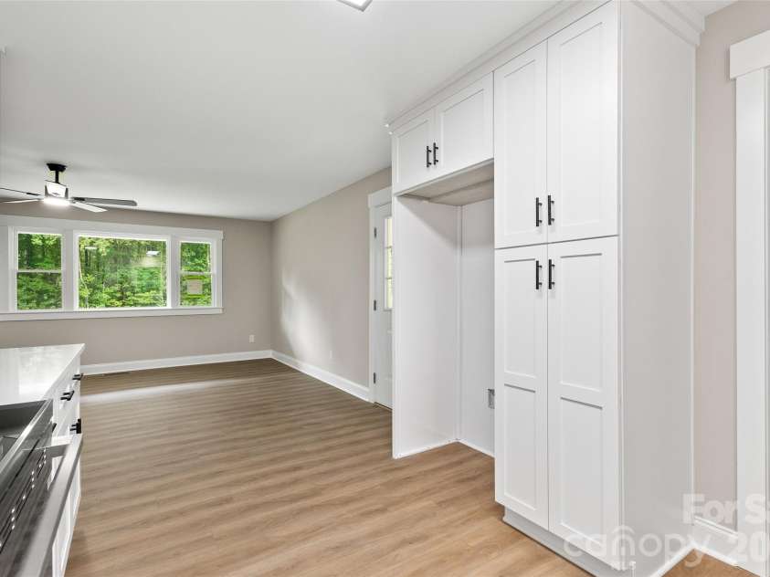 3533 Amity Hill Road, Statesville, NC 28677.  MLS# CAR4407090, YatesRealty ID 39754. 