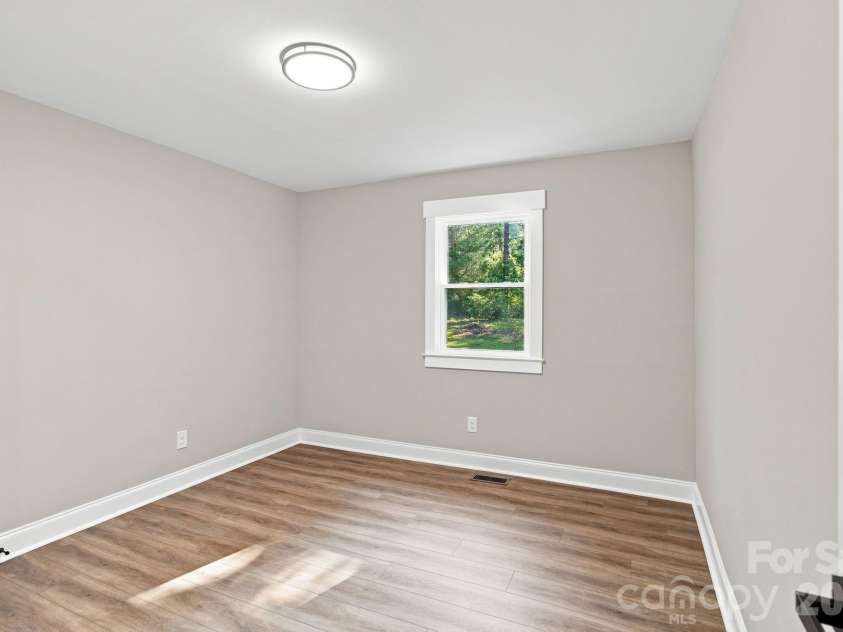 3533 Amity Hill Road, Statesville, NC 28677.  MLS# CAR4407090, YatesRealty ID 39754. 