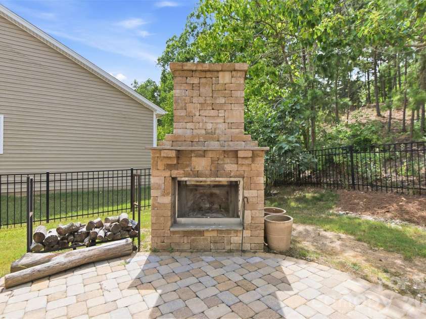2002 Canopy Drive, Indian Trail, NC 28079.  MLS# CAR4406703, YatesRealty ID 39757. 