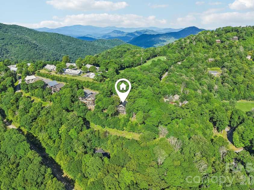 156 Cottage Lane, Mars Hill, NC 28754.  MLS# CAR4406570, YatesRealty ID 39759. 