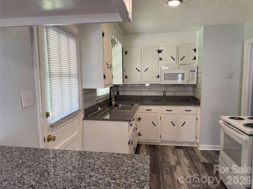 1311 Mt Gallant Road, Rock Hill, SC 29732.  MLS# CAR4357489, YatesRealty ID 3976. 