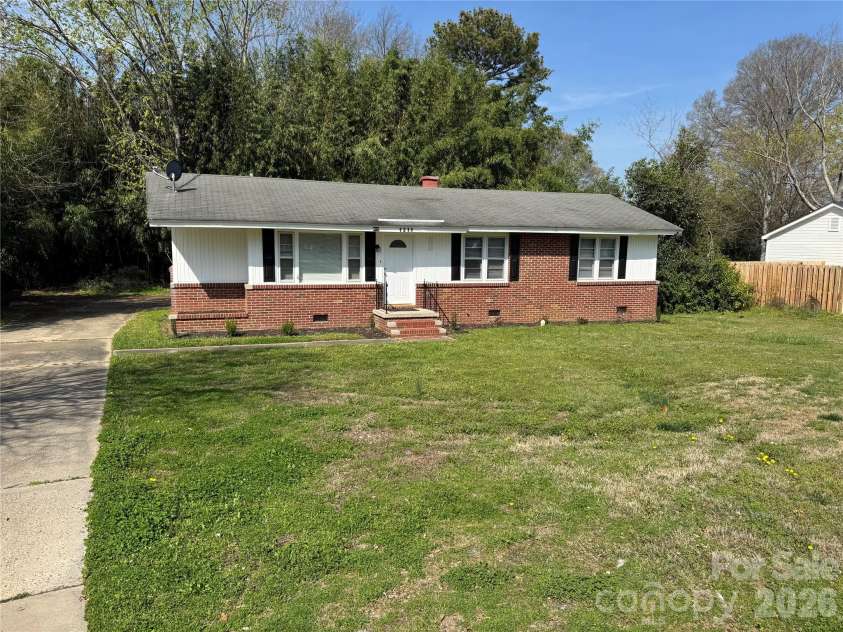 1311 Mt Gallant Road, Rock Hill, SC 29732.  MLS# CAR4357489, YatesRealty ID 3976. 