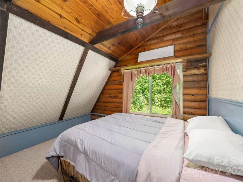 1499 Turkey Creek Road, Clyde, NC 28721.  MLS# CAR4160195, YatesRealty ID 3976. Alternate View of Bedroom 3