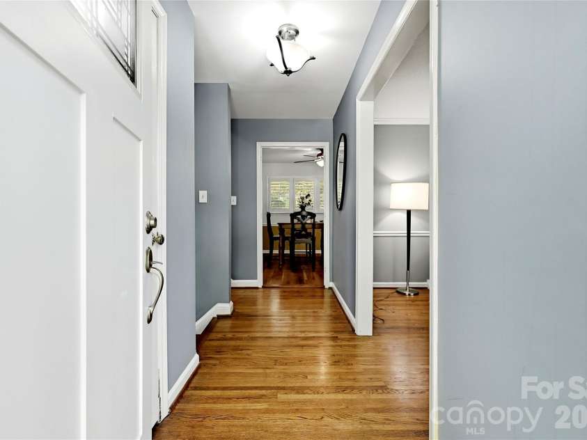 2308 Knickerbocker Drive, Charlotte, NC 28212.  MLS# CAR4406627, YatesRealty ID 39761. 