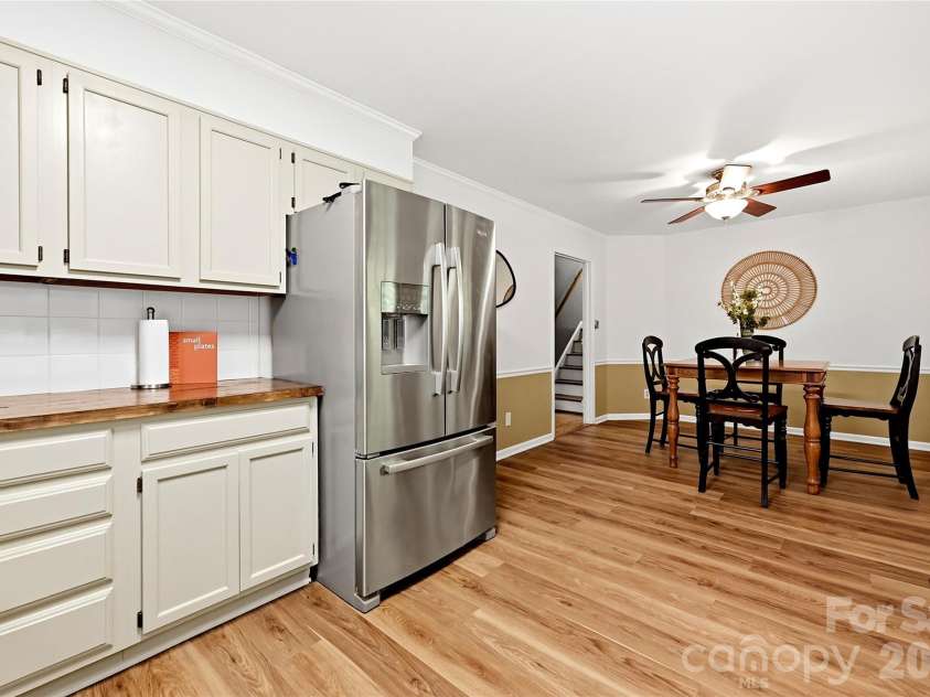 2308 Knickerbocker Drive, Charlotte, NC 28212.  MLS# CAR4406627, YatesRealty ID 39761. 