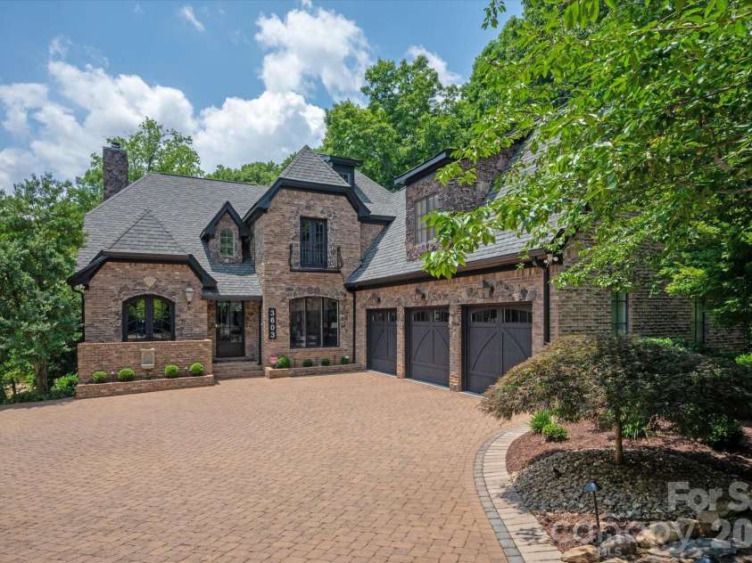 3603 Hennessy Place, Charlotte, NC 28210.  MLS# CAR4406603, YatesRealty ID 39762. 