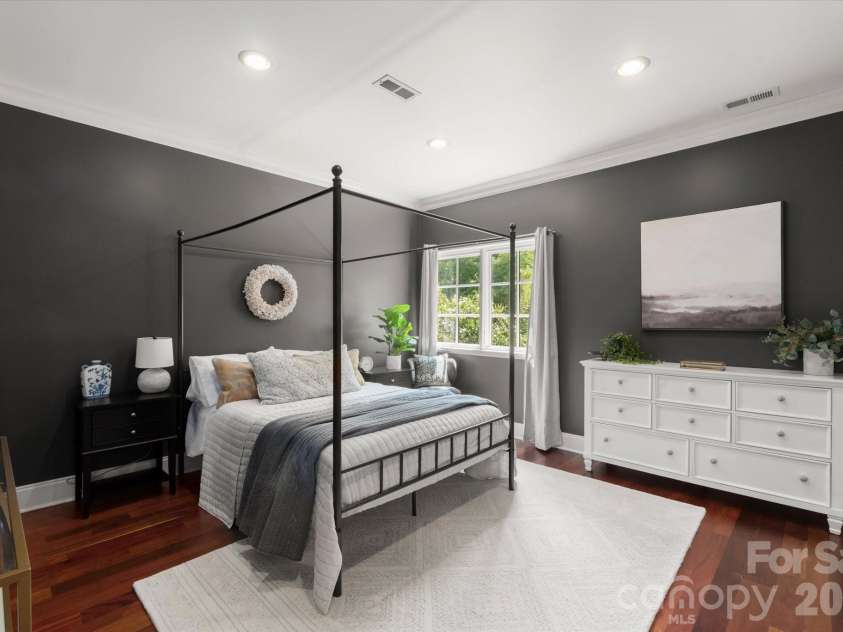 3603 Hennessy Place, Charlotte, NC 28210.  MLS# CAR4406603, YatesRealty ID 39762. 