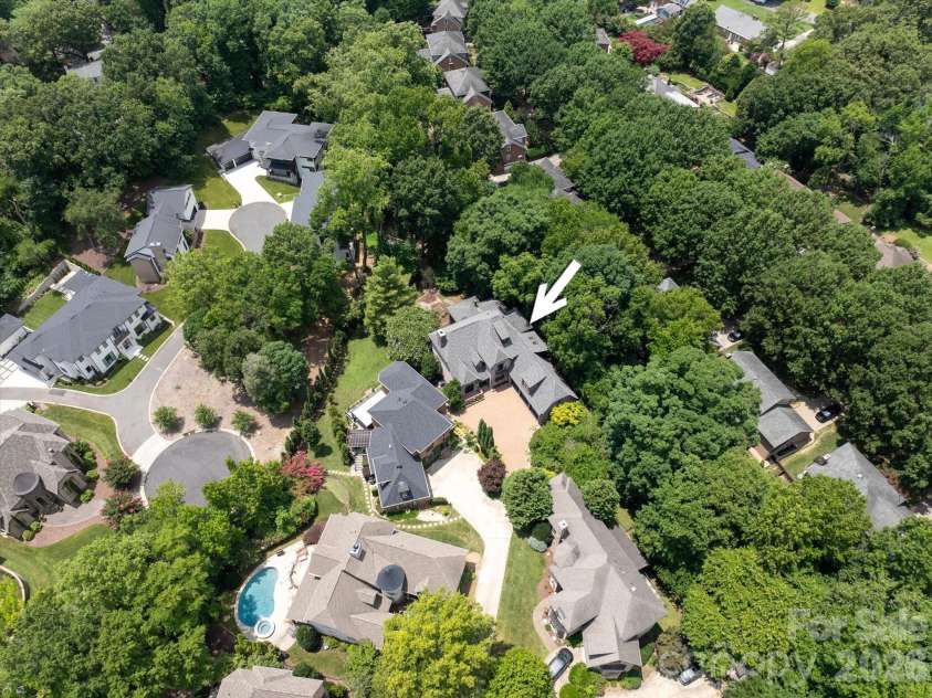 3603 Hennessy Place, Charlotte, NC 28210.  MLS# CAR4406603, YatesRealty ID 39762. Elevated Living from Above