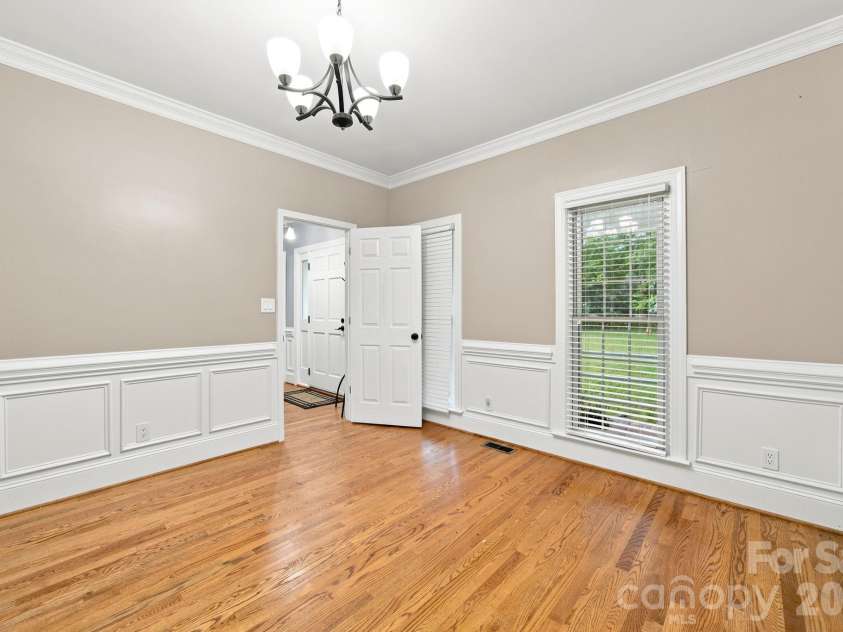 115 Valley Glen Drive, Waxhaw, NC 28173.  MLS# CAR4406430, YatesRealty ID 39764. 