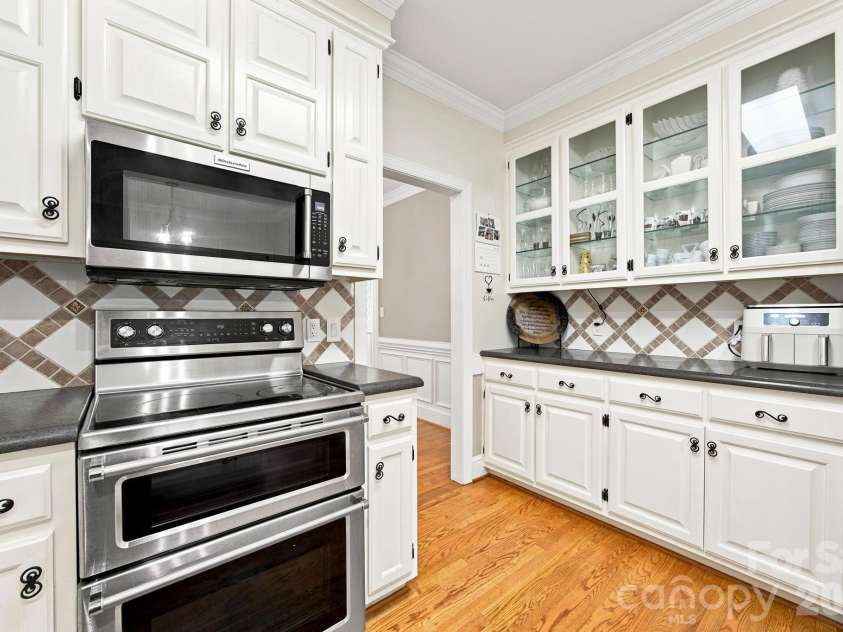 115 Valley Glen Drive, Waxhaw, NC 28173.  MLS# CAR4406430, YatesRealty ID 39764. 