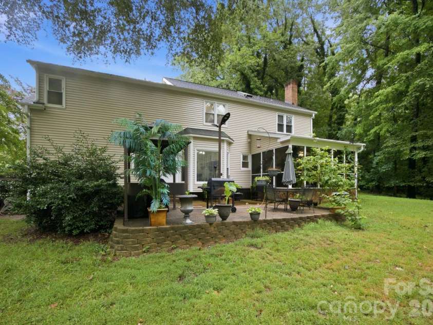 115 Valley Glen Drive, Waxhaw, NC 28173.  MLS# CAR4406430, YatesRealty ID 39764. 