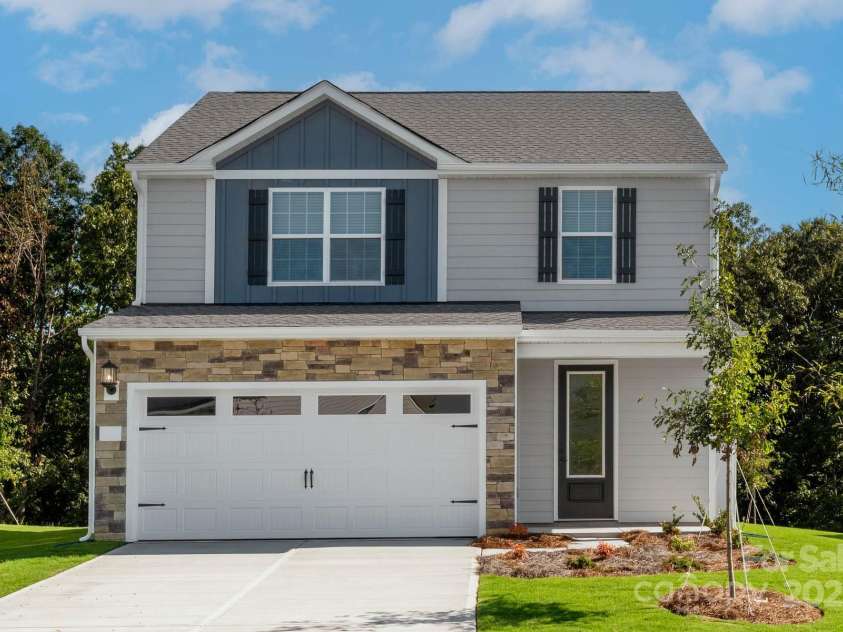 109 Rills Crossing Way, Troutman, NC 28166.  MLS# CAR4277660, YatesRealty ID 3977. 