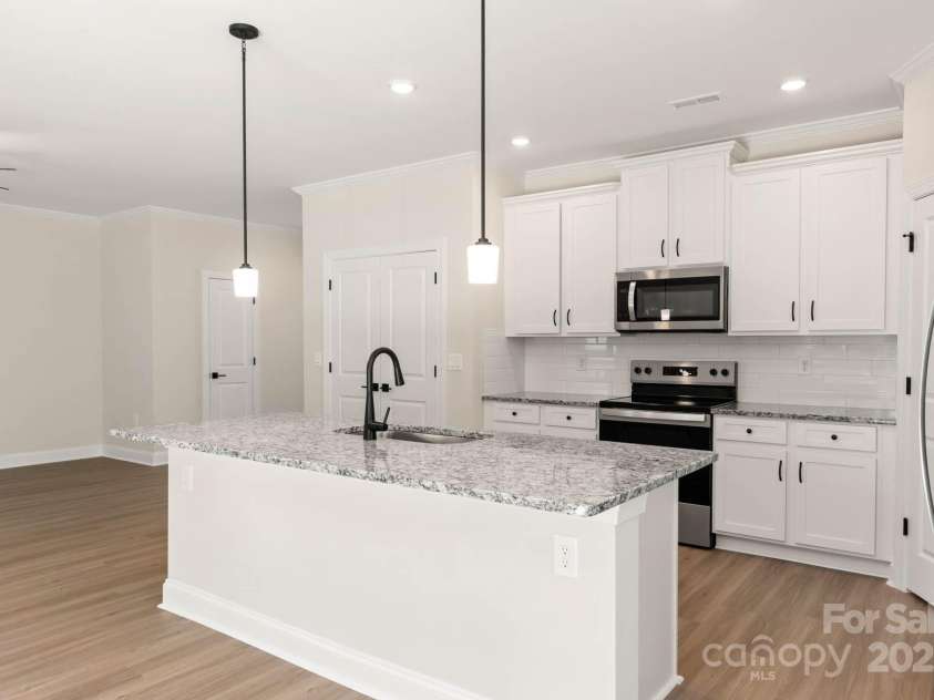 109 Rills Crossing Way, Troutman, NC 28166.  MLS# CAR4277660, YatesRealty ID 3977. 