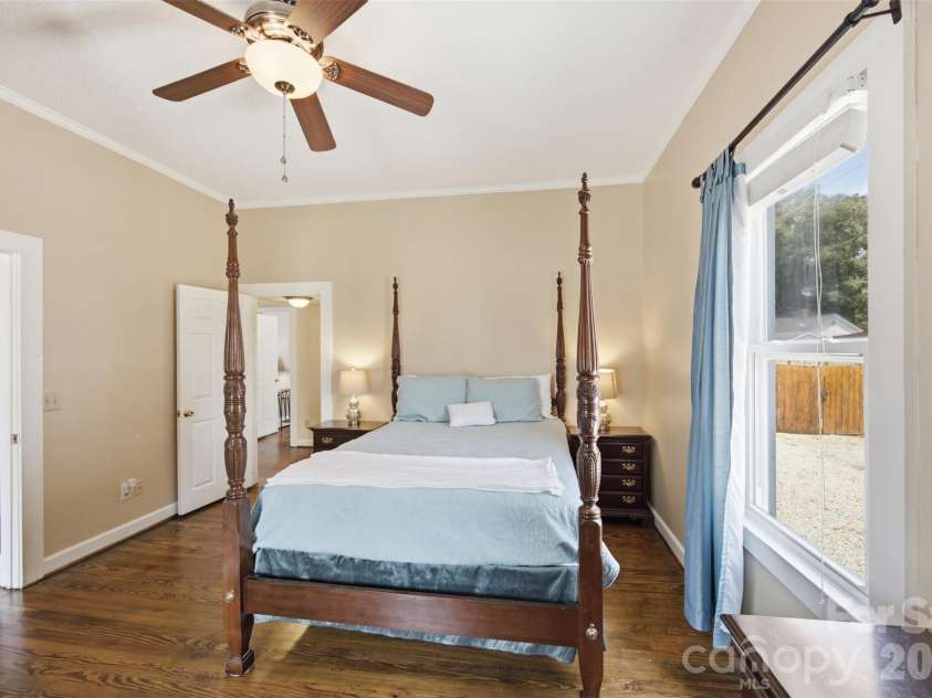 114 York Avenue, Kannapolis, NC 28083.  MLS# CAR4406285, YatesRealty ID 39772. 