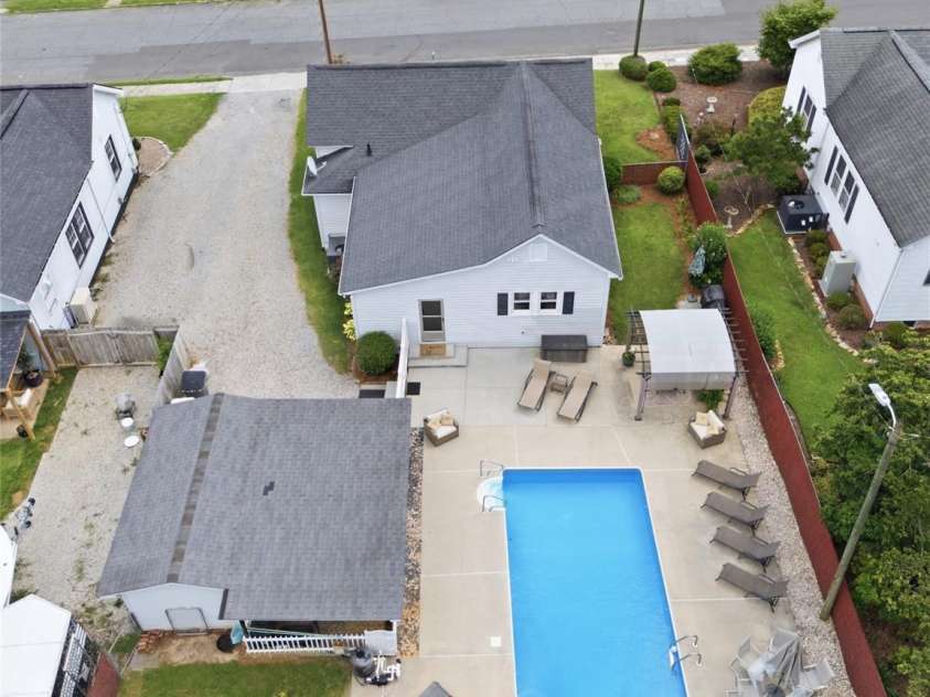 114 York Avenue, Kannapolis, NC 28083.  MLS# CAR4406285, YatesRealty ID 39772. 