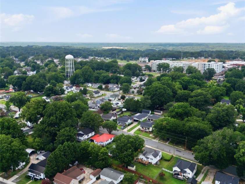 114 York Avenue, Kannapolis, NC 28083.  MLS# CAR4406285, YatesRealty ID 39772. 