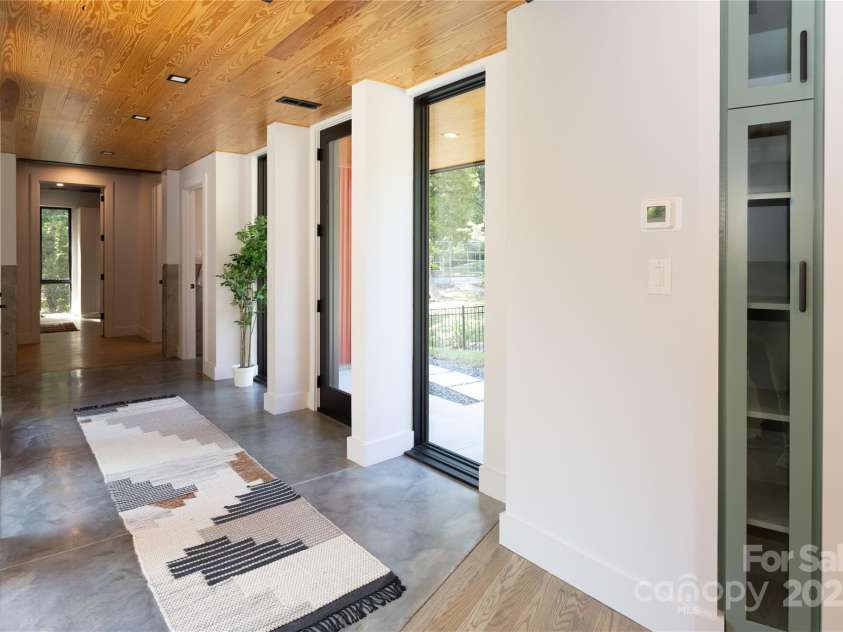 386 Squirrel Lane, Clover, SC 29710.  MLS# CAR4305533, YatesRealty ID 39773. 