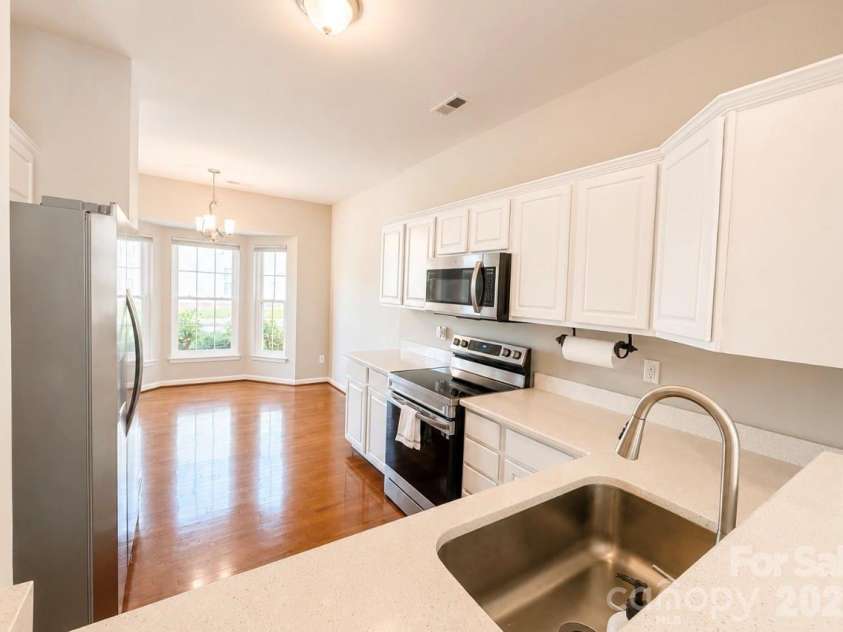 320 Shingleoak Drive, Clover, SC 29710.  MLS# CAR4406026, YatesRealty ID 39775. 