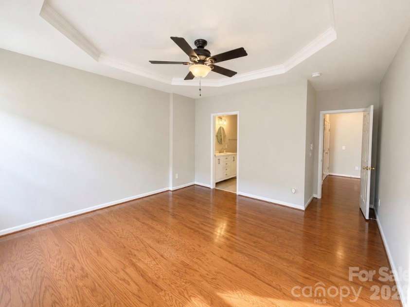 320 Shingleoak Drive, Clover, SC 29710.  MLS# CAR4406026, YatesRealty ID 39775. 