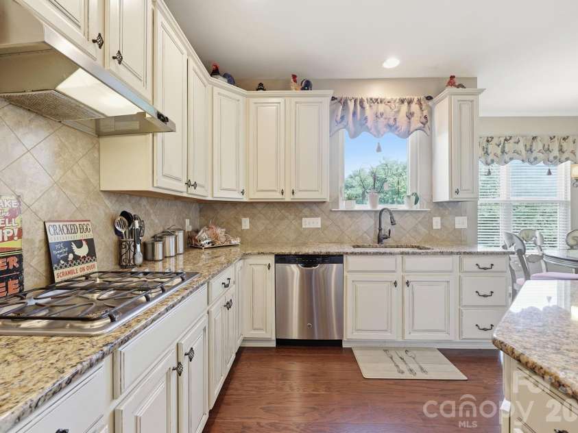 5241 Kindling Place, Concord, NC 28025.  MLS# CAR4406078, YatesRealty ID 39776. 