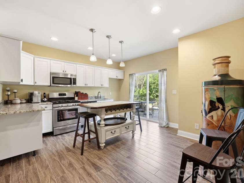 5241 Kindling Place, Concord, NC 28025.  MLS# CAR4406078, YatesRealty ID 39776. 